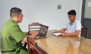 Giám đốc công ty du lịch bị bắt sau khi thuê 5 ôtô Giám đốc công ty du lịch bị bắt sau khi thuê 5 ôtô